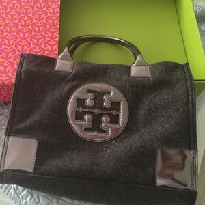 Tory burch hand bag